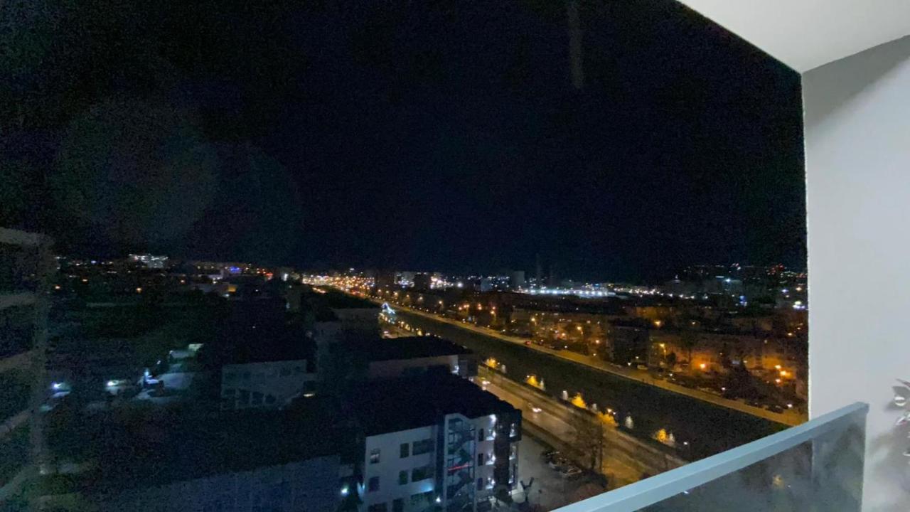 Palas Mall Apartment Q Residence Iasi Ngoại thất bức ảnh