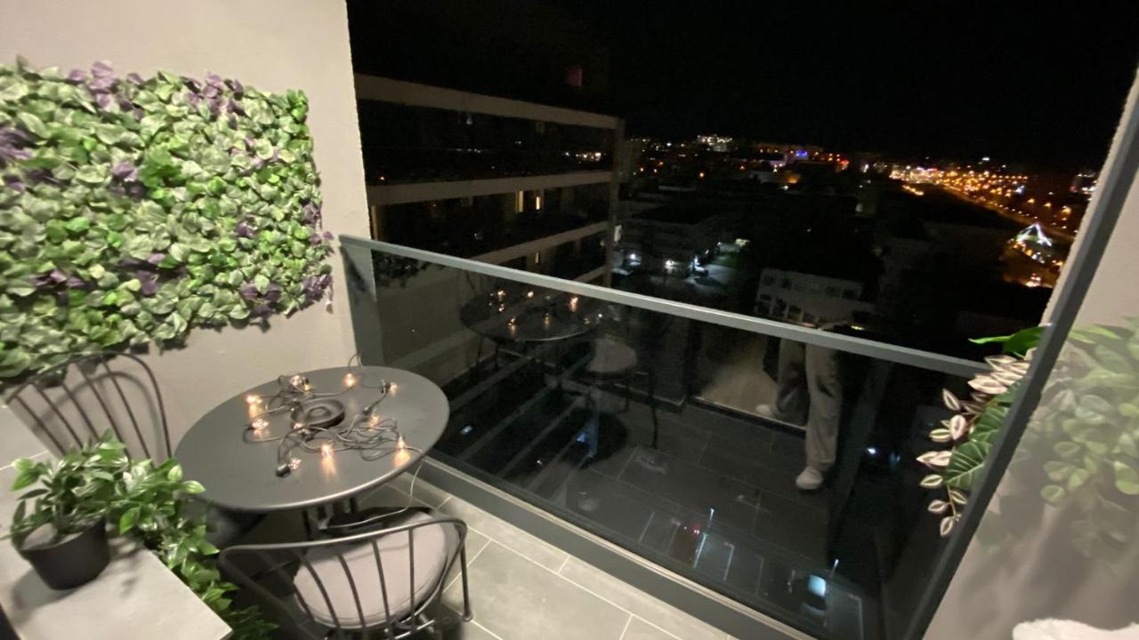 Palas Mall Apartment Q Residence Iasi Ngoại thất bức ảnh