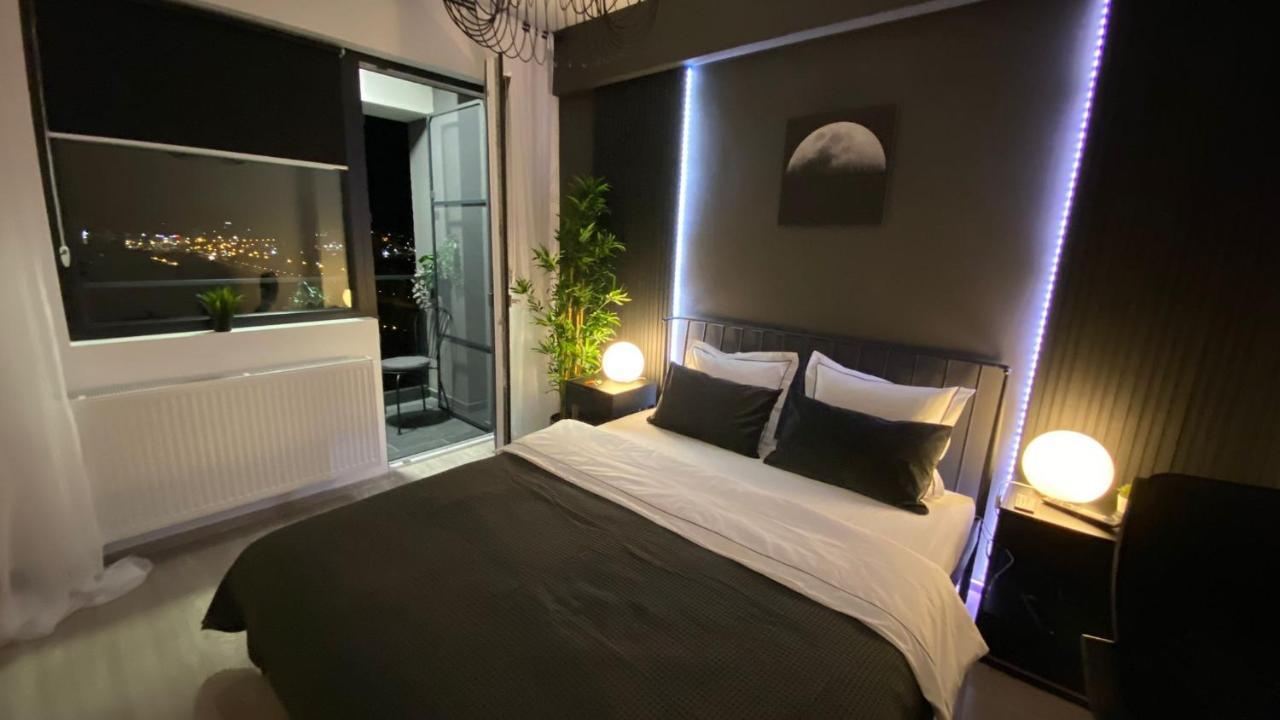 Palas Mall Apartment Q Residence Iasi Ngoại thất bức ảnh